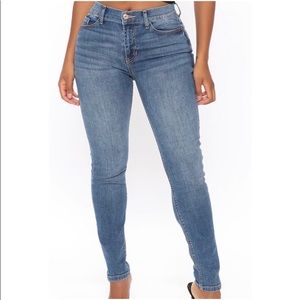 Fashion Nova Mid Rise Skinny Jeans